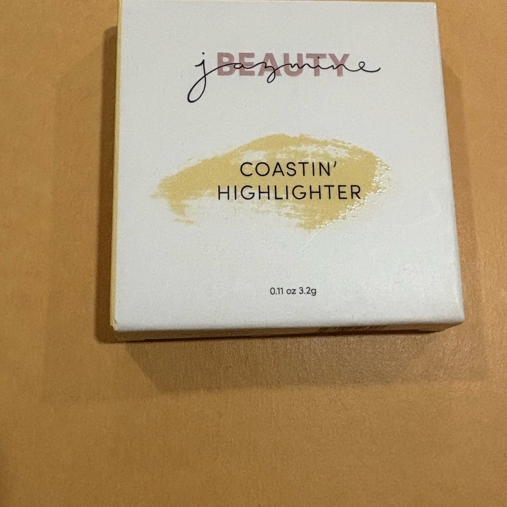 Jazmine Beauty Coastin’ Highlighter